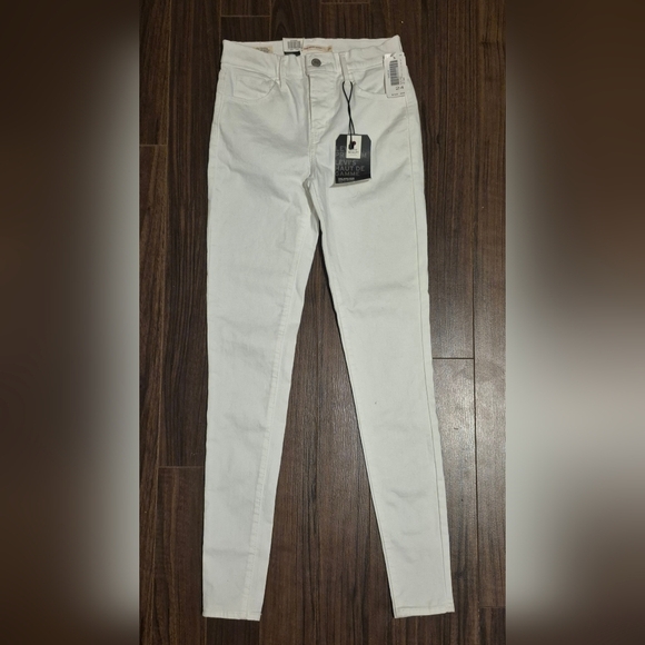 Levi's 720 High Rise Super Skinny Women's Jeans - Picture 5 of 10